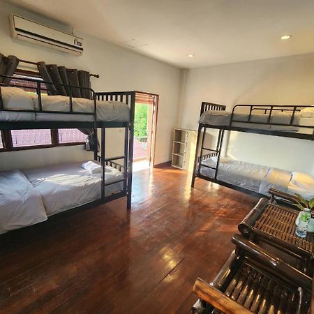 Blue Moon House - A Budget Hostel For Easy Travellers 清邁 外观 照片
